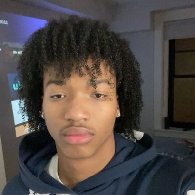 Joelrichh's profile picture. future democratic socialist socialite