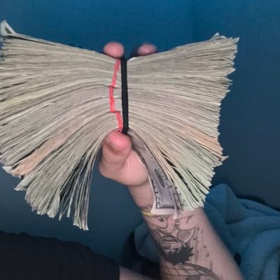 frm610_'s profile picture. 