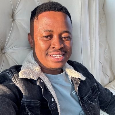 OnkgopotseMok's profile picture. https://t.co/OhVezFaMA2