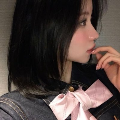 asaxtist's profile picture. @sayyooyeonx 🐈‍⬛ ( @rukaxtist 🎀🩶)