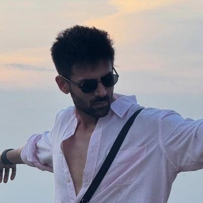 As58506Ashish's profile picture. Kartik Aaryan fan account||🇩🇪