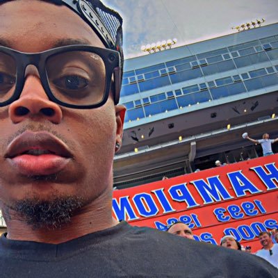 TRod_95's profile picture. |30| Snap Chat: Sherrodric IG: TROD_95