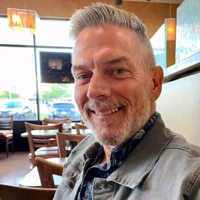 MCharles21941's profile picture. Single