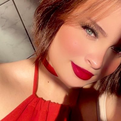 castro_zuh's profile picture. 𝕊𝕖́ 𝕤𝕚𝕖𝕞𝕡𝕣𝕖 𝕓𝕦𝕖𝕟𝕠, 𝕪 𝕔𝕦𝕒𝕟𝕕𝕠 𝕤𝕖 𝕡𝕠𝕣𝕥𝕖𝕟 𝕞𝕒𝕝 𝕔𝕠𝕟𝕥𝕚𝕘𝕠, 𝕤𝕖́ 𝕒𝕦́𝕟 𝕞𝕖𝕛𝕠𝕣. 🇧🇷❤️🇪🇸