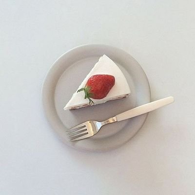 urmybooooooo's profile picture. 내게 사랑을 줘 한 입만