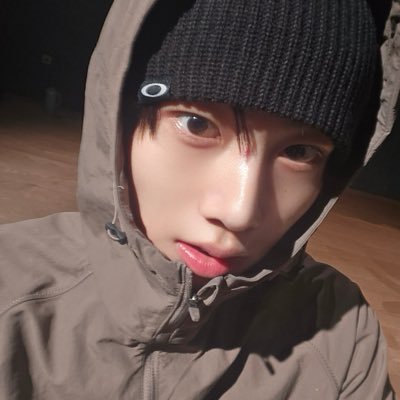 gu9u81's profile picture. 형은제가책임질게요