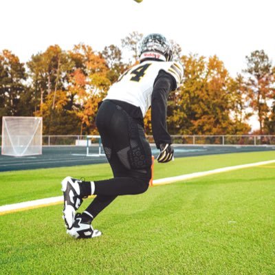 treworthington1's profile picture. 6’0 190 TE/defensive tackle c/o 26 3.6gpa info-treworthington00@gmail.com hudl- https://t.co/eQH0LiH7Nc