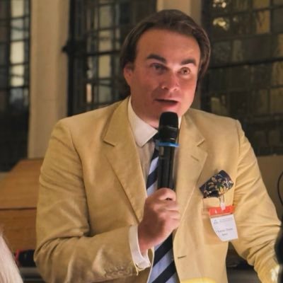 DomThomasJames's profile picture. Global Justice Fellow @Yale, Legal & IR/ID academic, Barrister @GoldsmithChambs, Author "Offshore Financial Centres & the Law".