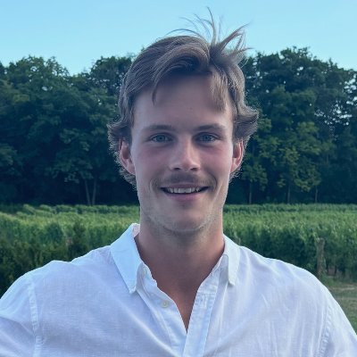 colinmcneil19's profile picture. 