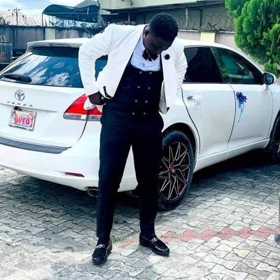 KingOgba96's profile picture. Proud Urhobo man,A complete Deltan, political analyst, A Christ follower,Chelsea number one fan,Director Klings cleaning services.