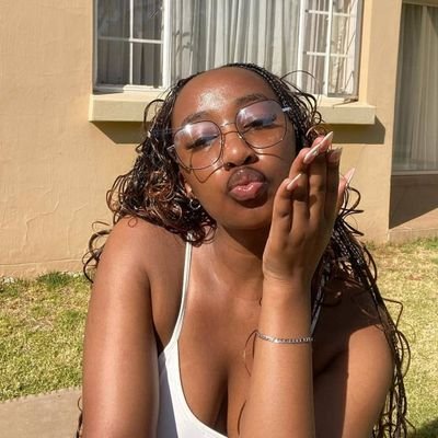 hemsworth64389's profile picture. 