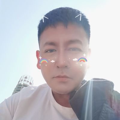 li55668899's profile picture. Is the world so big? Dream of swimming it...…