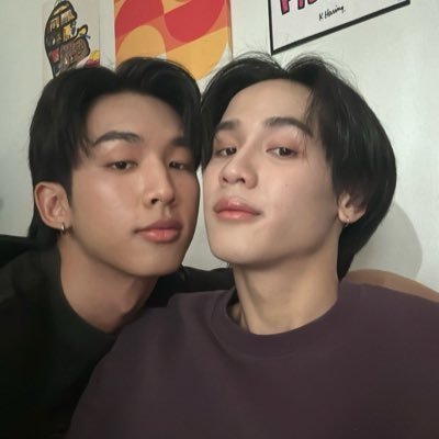 AngelaPari65192's profile picture. surfjava era💜🩷