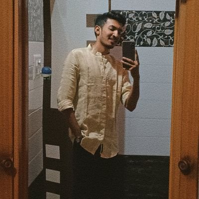 NakshBhatt3107's profile picture. अक्षरम् अहम् पुरुषोत्तम दासोस्मि,
कला और कलम...🪐,
Exploring frames...