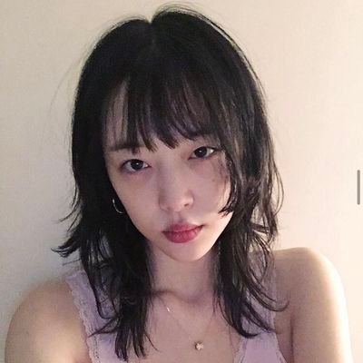 jyndoie's profile picture. | 18+ | black | she/they | don't be weird pls | queer |