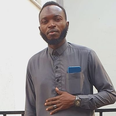 adebizeh's profile picture. Comfort destroys ambition, don't get comfortable