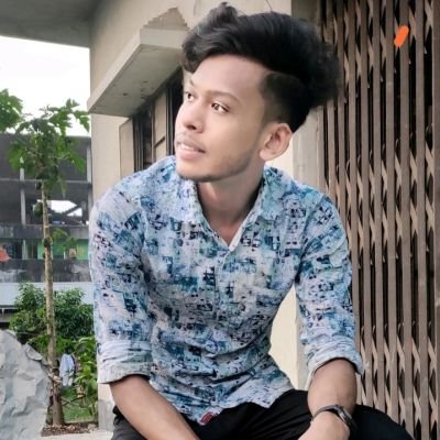 shuvo_7J's profile picture. I A Sinfuaml Servant Of Allah May Allah Grant Us All The Amgrace To Pray Five
Times A Day Ameen~💛🥀