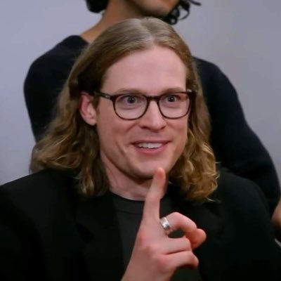 spiiderreg's profile picture. slytherin, cabin 1 ✧ ˚. ᵎᵎ 🏹 ifb + multifd - priv: @drlupinmd 🕯️ dms open ! he/she ✦ 16 ⚰️