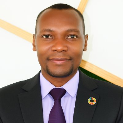 Lawrencenzuve's profile picture. Science, Environment, Health & International Development Strategic communicator.  Formerly @SEI_Africa @UNEP_Africa @UNDP. OPINION is mine