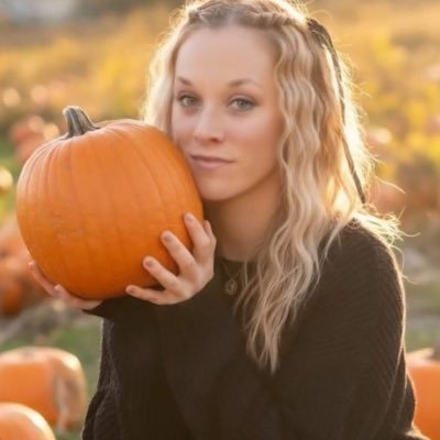 OutlawMichelle3's profile picture. Former Exotic Dancer turned business owner who is proud of who she is, where she came from and who her ancestors were. Vote Red. #desantis2024