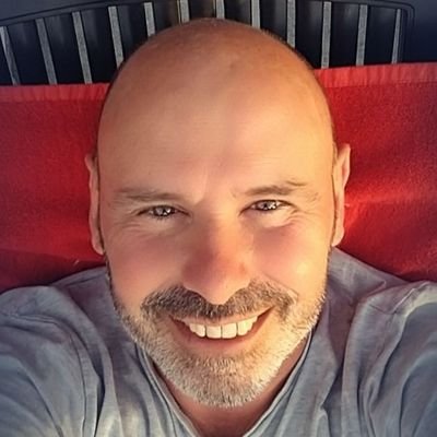 NielsV1972's profile picture. 🌈 Woon op de prairie in Friesland en geniet enorm van het leven met mijn vriend en onze tervuerense herder.