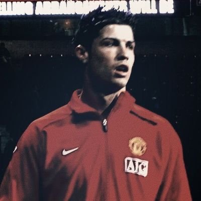 Tomasz827043's profile picture. Sympatyk Czerwonych Diabłów oraz miłośnik przepierdalania pieniędzy na kuponach.