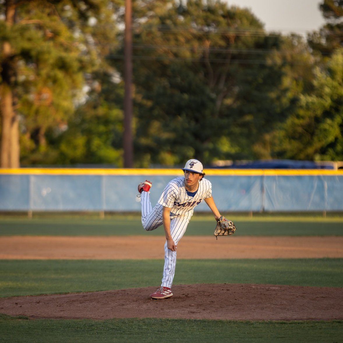 EastonCreech13's profile picture. 