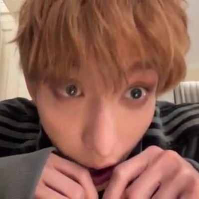 dokyeomgrin's profile picture. caught in the warmth of #DOKYEOM's smile ☀️ read carrd before you follow!