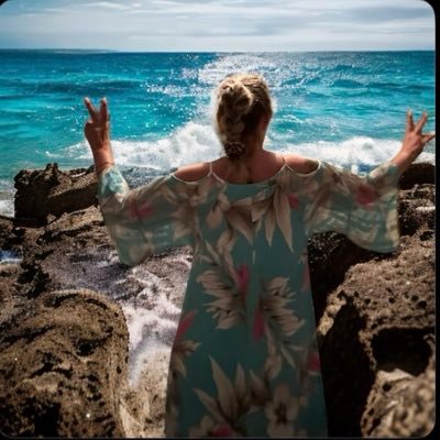 yoliyolipo75347's profile picture. 