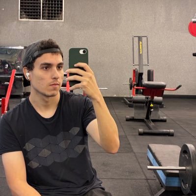 gabisnel's profile picture. assisto filmes, leio livros, gosto de mpb e vivo corinthians | ISFJ