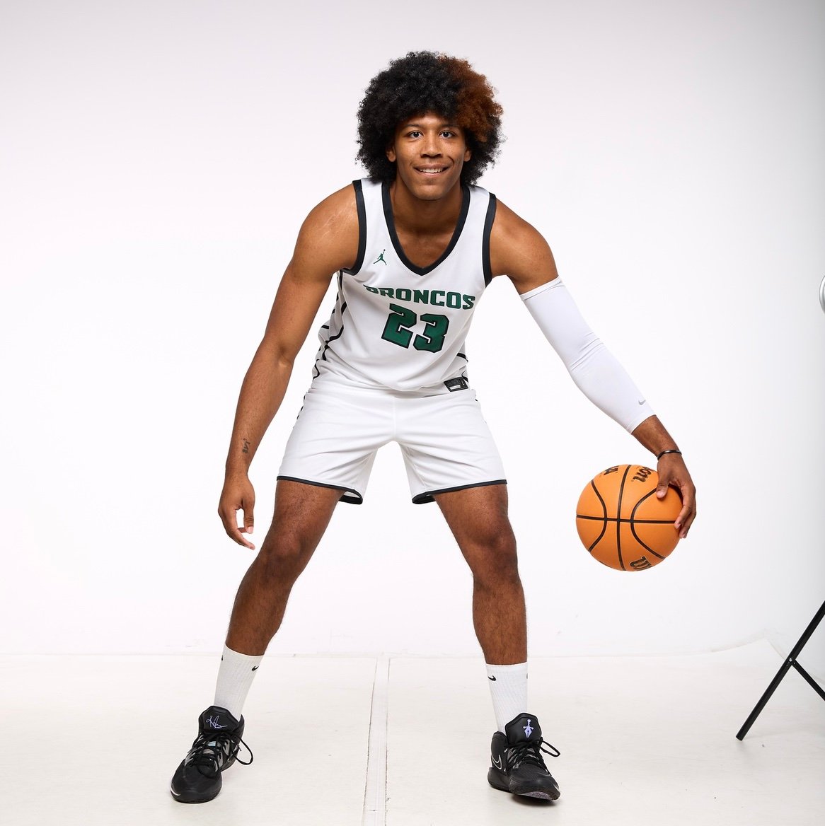 seangaines23's profile picture. 6’6 Guard/Wing