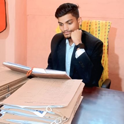 JageshYada73612's profile picture. 