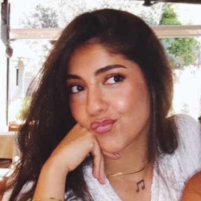 deinertwinx's profile picture. — eu e sofya ouvindo jão 🎧