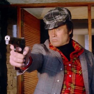 galaturca's profile picture. @GalatasaraySK fan, yurttan sesler korosunda bas bariton, langırtta fırfır, balıkta gırgır ve uluslararası bir kuruluşta dalga dümen gözlemcisi.