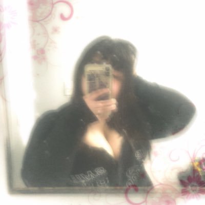 Urfavlatina_lol's profile picture. virgin queen💕| 5’1😋| guys only| south tx rgv / I won’t answer if you haven’t followed me and read my pin post!!!