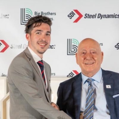 conner_shearer's profile picture. Beer🍺 Sports🏆Finance💵 Dog dad🐶