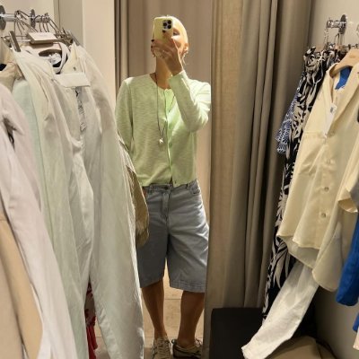 ThisCharmingRee's profile picture. Travel, fitness, reading, swimming, beaches, collecting – Russian Americans who are constantly moving forward and trying new adventures.