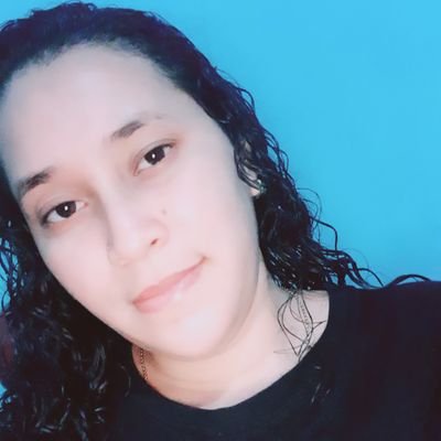 SandraM2X's profile picture. Fe en Dios 🙏🙌 Mentalidad positiva y todo en manos del Altísimo 👏👏 A veces Dios guarda silencio, pero nunca está ausente 💛💙❤️