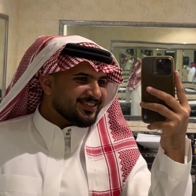iieo72's profile picture. أركض ورا أحلامي لين تقول لي تعال خذني | #Financial #CME1