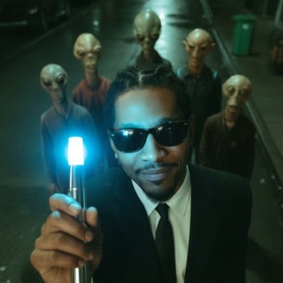 LL060Mac's profile picture. PRODUCER/ GRAPHIC DESIGNER/ PHOTOGRAPHER/VIDEOGRAPHER