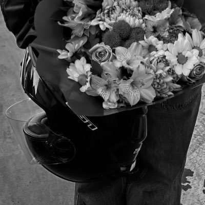 moiraamartinez's profile picture. tú futura cirujana de confianza🫠🩺