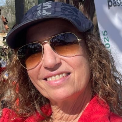 Eva67958315's profile picture. 