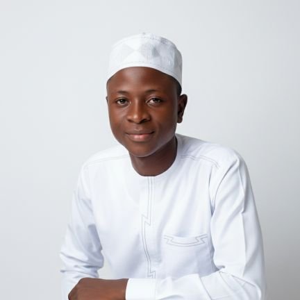 AdamuW72452's profile picture. Digital Creator