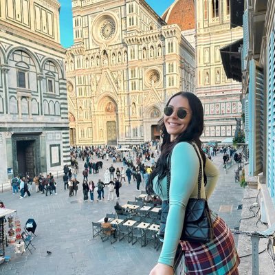 Evanrose130548's profile picture. I am a concerned lady from a wealthy family….i am here to help people financially…Kate🌹