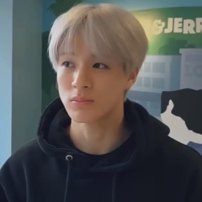 _mumuyewwaluvy_'s profile picture. 🗯️♥️ @_niwaaaaaaaaaa 🥯🫐 @_lumipuppyluv