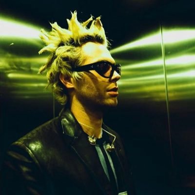 gemstargirllll's profile picture. 🪩 5sos ✩ sabrina ✩ ari ✩