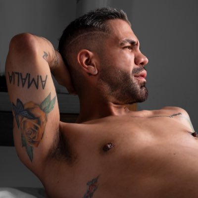 pakocortesortiz's profile picture. 🔞🇲🇽ADULT DIGITAL CREATOR 🔥 🔥🔥🔥      (BOGOTA, COLÓMBIA 18 DIC-6 ENE 🇨🇴)