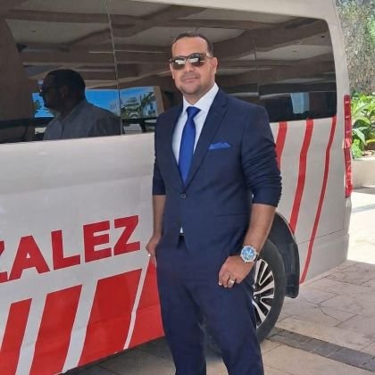 MiltonG88869073's profile picture. (,Abogado,), (,Escogidista, ⚾️), (,GSW,🏀,), Creyente En La Virgen de la Altagracia,  Soy PRM, 1000x1000, Con LUIS 4 Años +