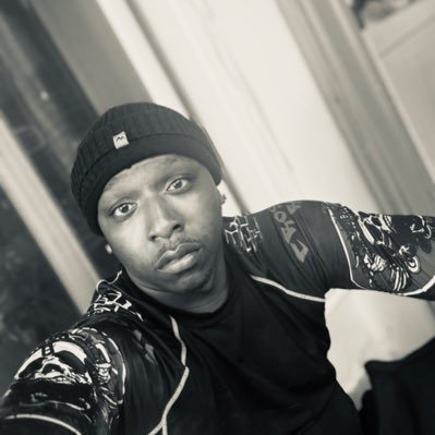 Dashhighwa44293's profile picture. 