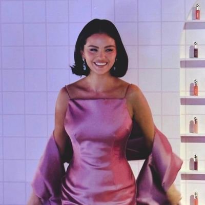 Itsthatlawyer_'s profile picture. Selena Gomez Fan Account/
Parody Account.
Selena Gomez PR